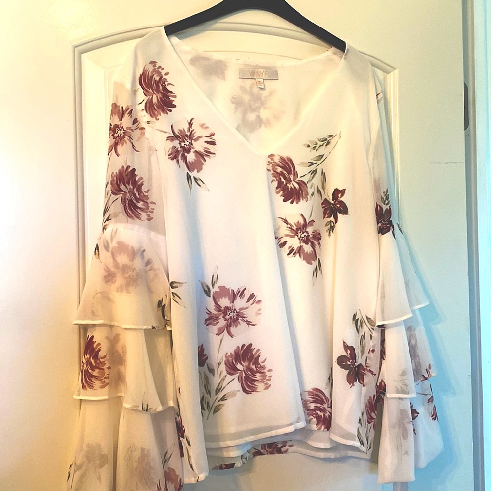 Wayf blouse trumpet arms flowers